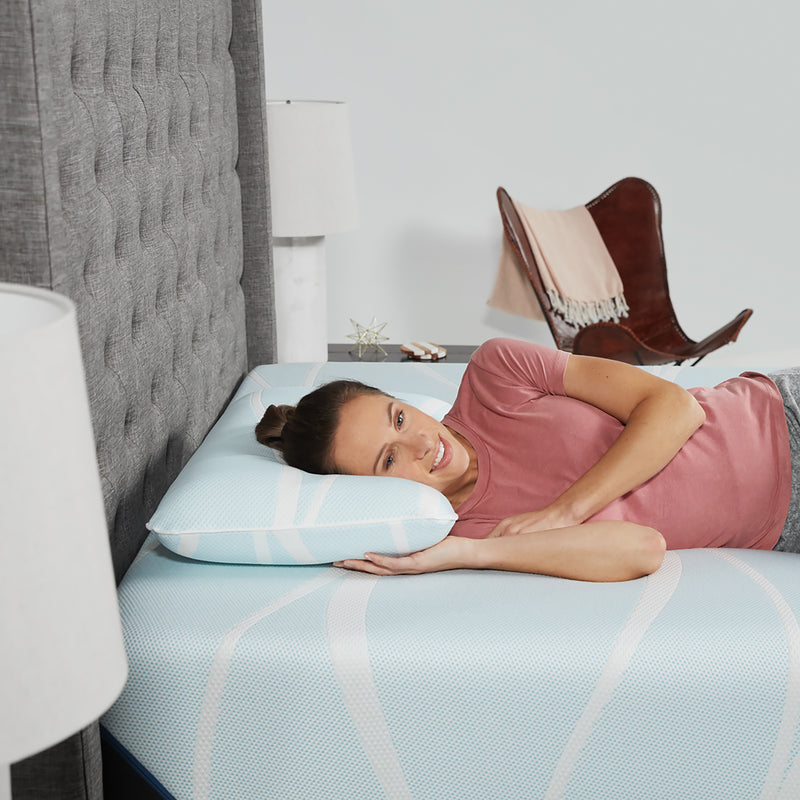 TEMPUR-Breeze° Pro-Lo + Advanced Cooling Pillow